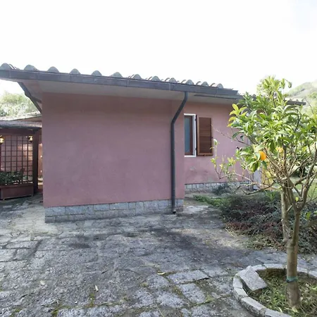 Villino Norsi بيت للعطل